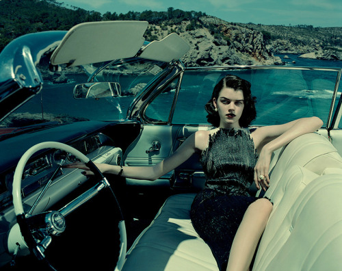 covercampaigneditorial:  German Beauty Antonia Wesseloh az olasz Marie Claire októberi számában Képek: Jacques Olivar Styling: Elisabetta Massari http://www.youtube.com/watch?v=-0m1PYn3qBg