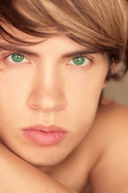 his eyes //  // ]]>