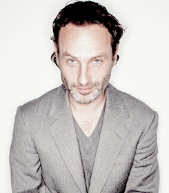 dixonscarol:  Happy Birthday, Andrew Lincoln!!