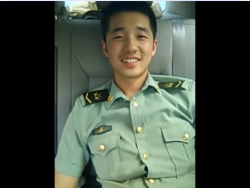 sghbst:  Cute horny Chinese soldier 