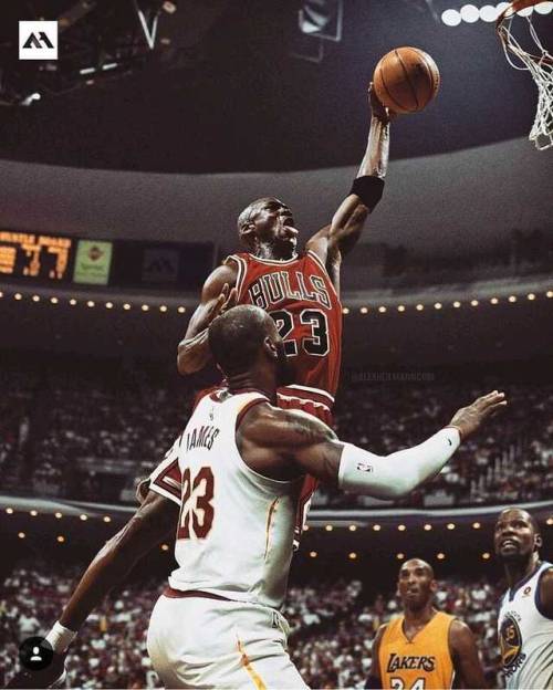 Follow @basketballvintage #michaeljordan #kobebryant #lebronjames #kevindurant #chicagobulls #bullsn