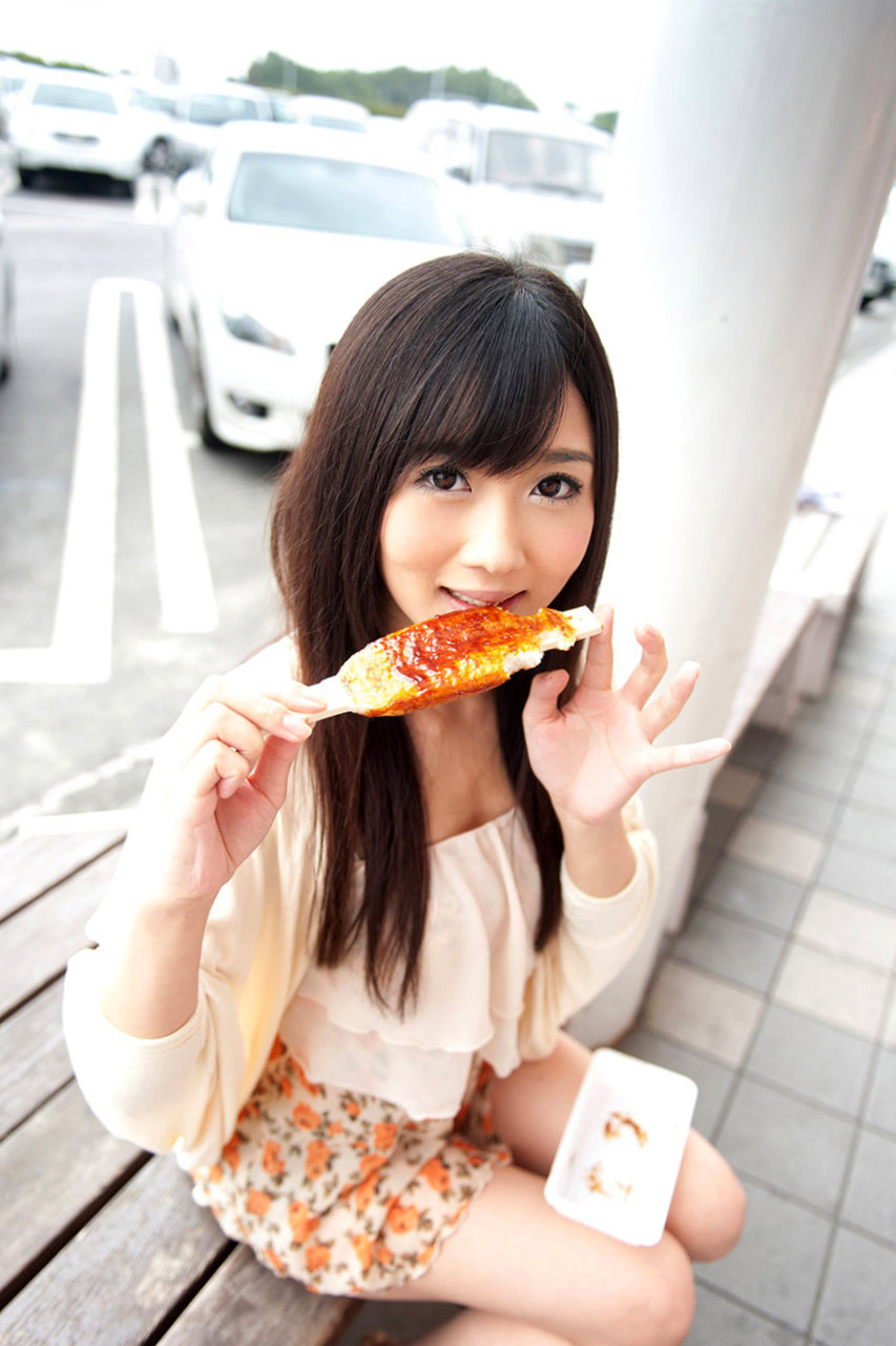 peachstreatman:  Hibiki Otsuki,大槻ひびき