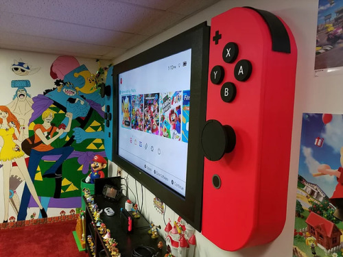 retrogamingblog - A Nintendo fan turned their TV into a giant...