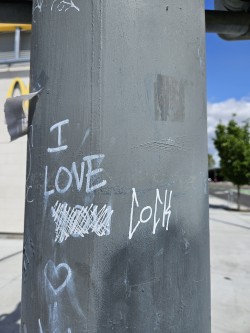 unfading-scrutiny:spotted this collab art piece 