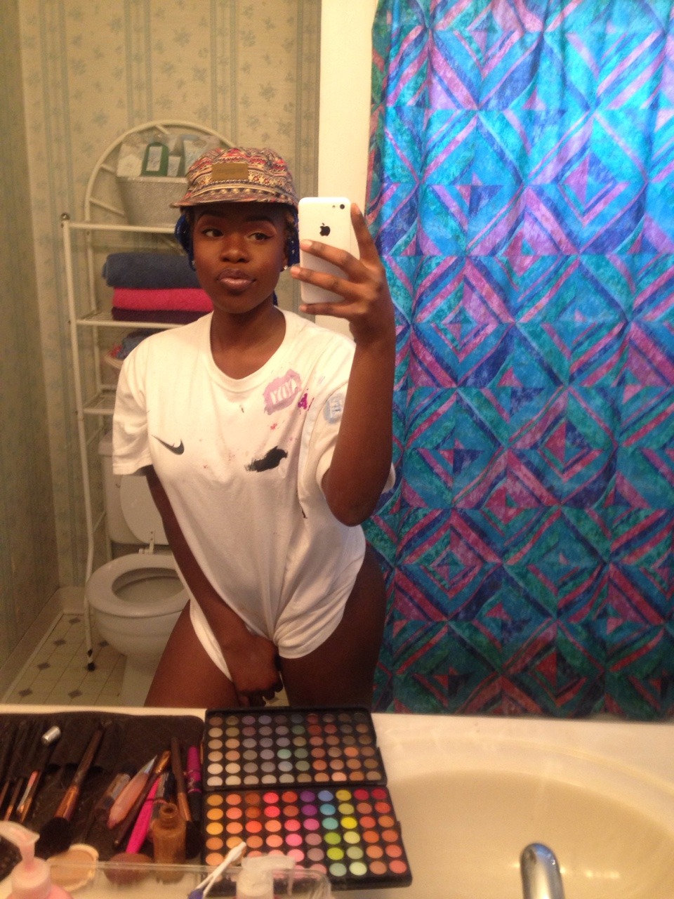 saypleaseee:  nerdyvirgo:  hood-house-wife:  I deleted this but ima bring it back