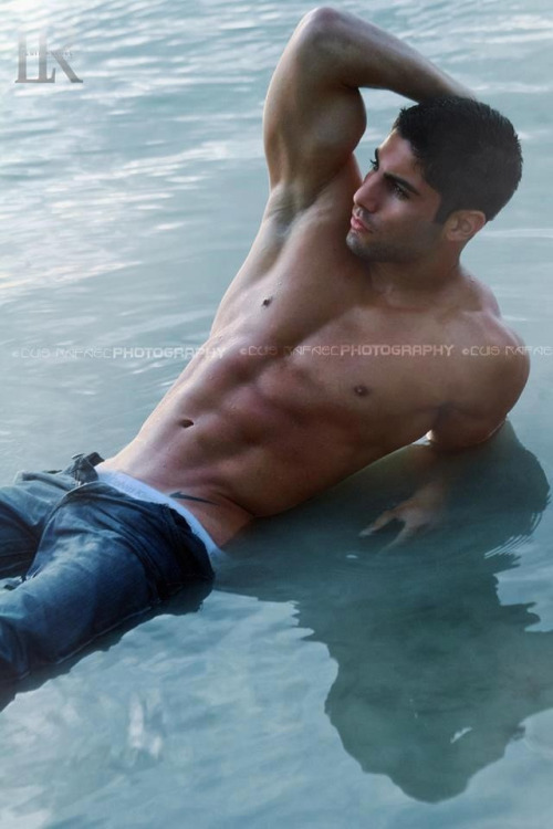 hotinjeans:  Assad Shalhoub