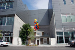  the-glencoco: This is the house that they say inspired the story of Disney’s UP. It’s in Ballard, Seattle. And yes, it’s in the middle of a huge shopping mall because of Edith Macefield.When developers knocked on Edith Macefield’s door, bribing