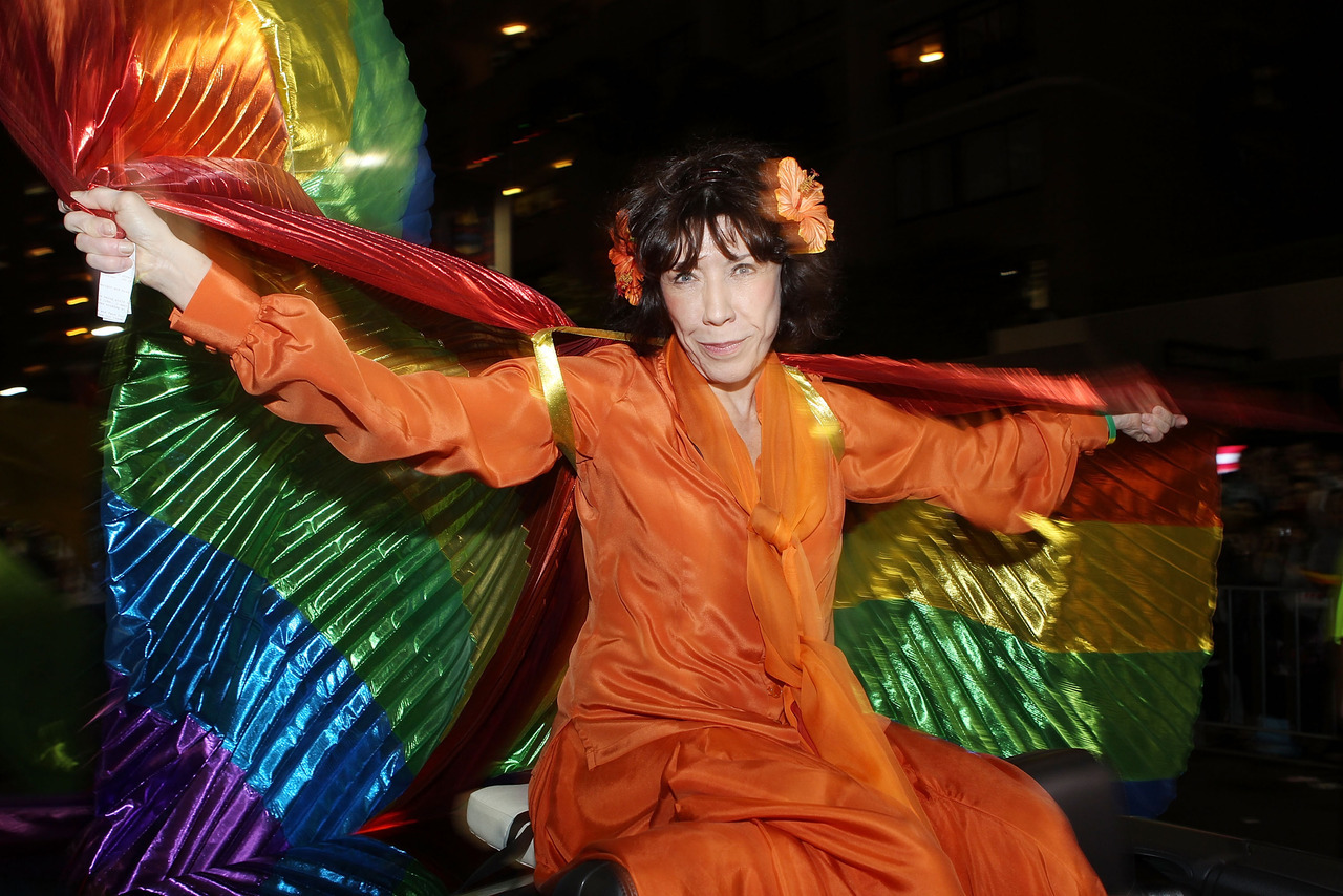 janecurtin: Lily Tomlin at the 2011 Sydney Gay &amp; Lesbian Mardi Gras Parade