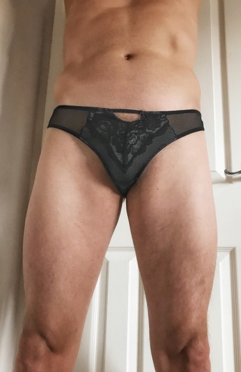 XXX cdbuzz8519:  Mesh thong. photo