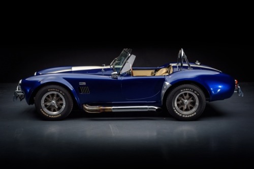 utwo:  Ford Cobra Roadster© auto storica