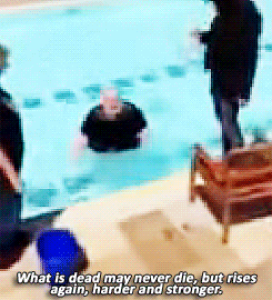 goldenfools:    George R. R. Martin doing the ALS Ice Bucket Challenge [x]   