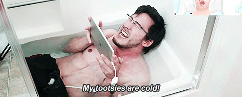hxcfairyhasmoved:  Impossible Let’s Play: ICE BATH CHALLENGE 
