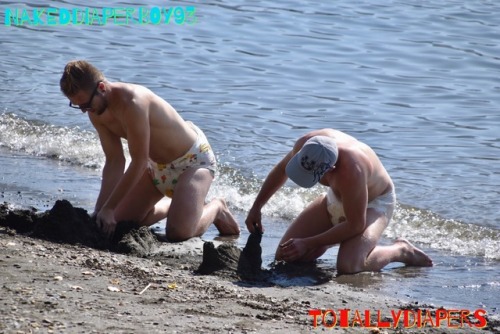 Diaper-Bois