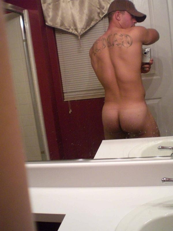dirtysouthernbloke:  Total Daddy Perfection….WOOF!