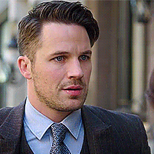 destianac:Wyatt looking extra good in Mrs Sherlock Holmes