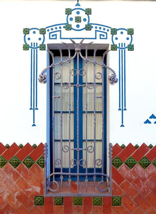 Casa Mongay, Cerdanyola del Vallès (Spain). Architect Eduard Maria Balcells i Buïgas, 19