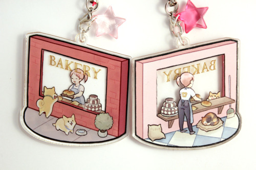 I finally had time to take some good photos of my window charms so I can make a proper post!Once aga