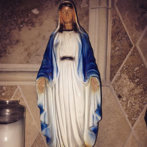 I received this Statue of Blessed Mother as a gift! Does anybody know if this is our Lady of Grace o