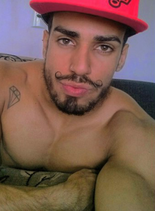 bigntastydc:  👉 http://bigntastydc.tumblr.com