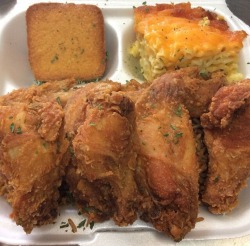 afro-arts:  Tens Soulfood  IG: tens_soulfood  Miami Gardens, FL  CLICK HERE for more black owned businesses! 