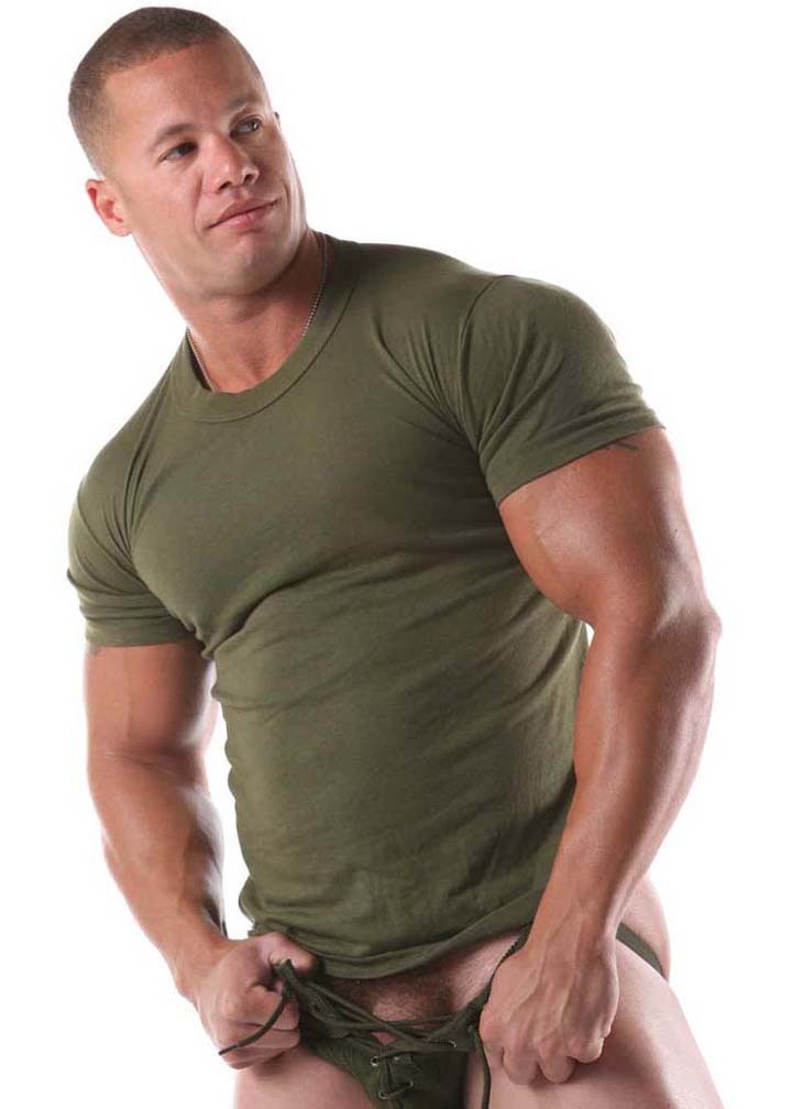 hunk-muscle:  Matthew Rush