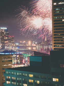 travelingcolors:  Fireworks in Baltimore | Maryland (by John Lucia)