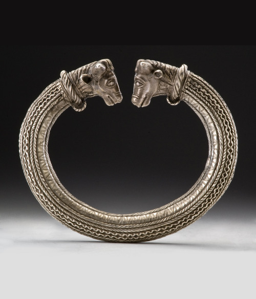 design-is-fine:Silver Ring of Trichtingen, 1st century BC. Germany. Weight: 6 kg. Possibly to decora