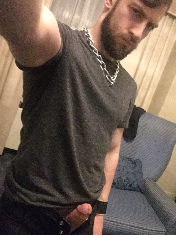 txcwbysexy:  colungafrank:   Bravo Delta         Stud