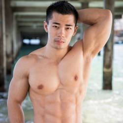 Viva!Asian hunks!