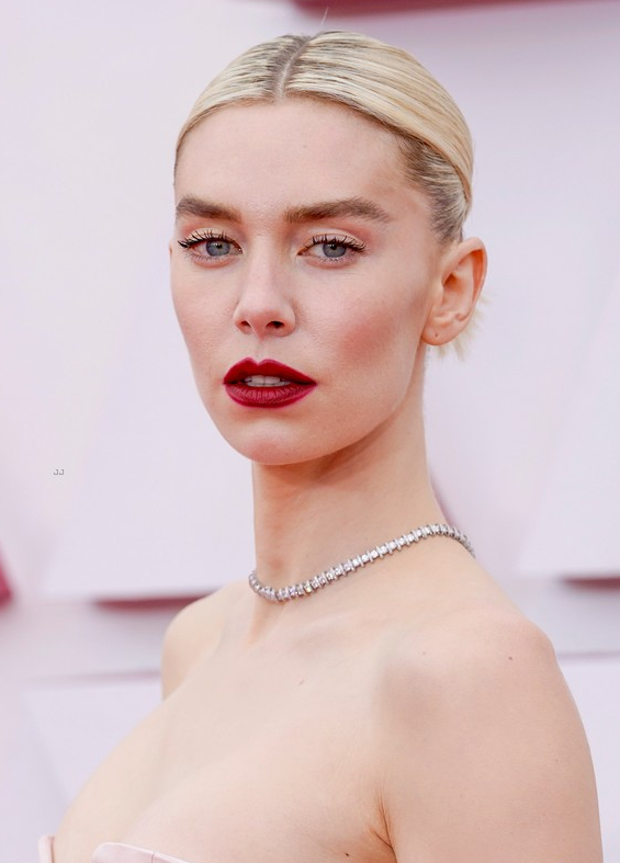 Vanessa Kirby - 2021 Oscars
Photos: Getty