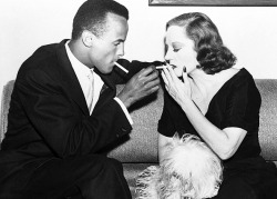 mabellonghetti:Harry Belafonte and Tallulah Bankhead, 1955. Credit: Bettmann /Getty Images https://painted-face.com/