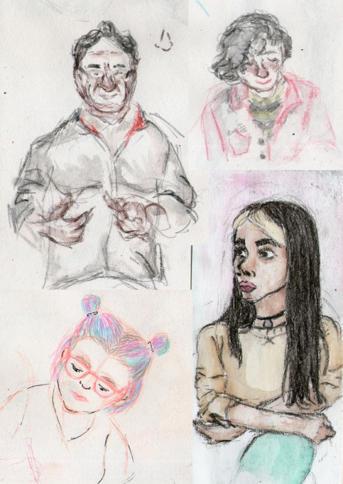 Tons of life drawings donne at the begginig of the year&hellip; I love making small portraits of my 