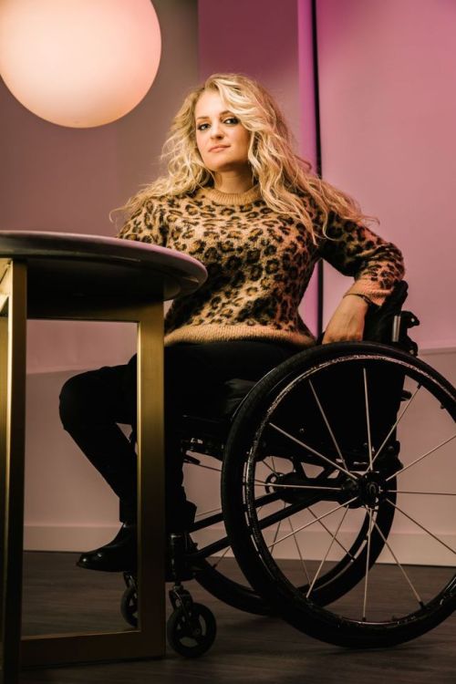 Cute Girl of the Day is Ali Stroker!