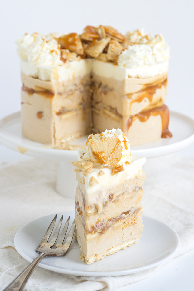 ilovedessert:  Peanut Butter Caramel Oreo Icebox Cake 
