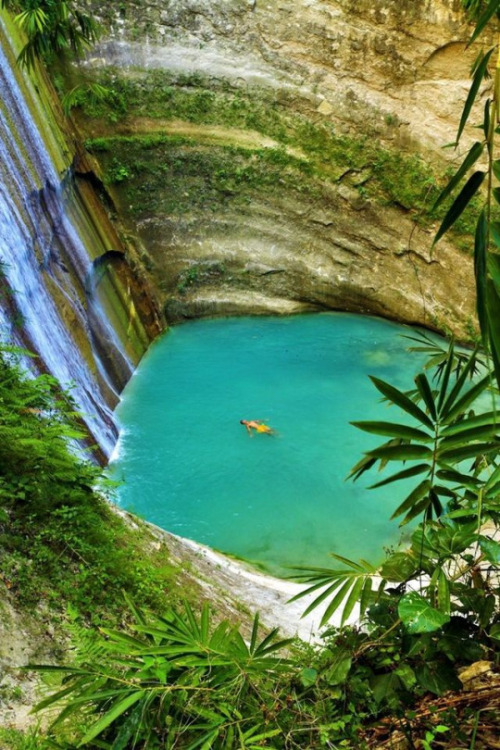 travelingpage:Dau Falls, Cebu, Philippines 