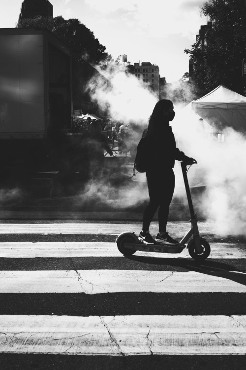 “and the barstools are on fire”union square, nyc.(Fuji X-T2)