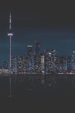 modernambition:  Toronto at Night | MDRNA