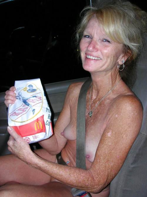 http://maturemothers.tumblr.com/post/143918413754