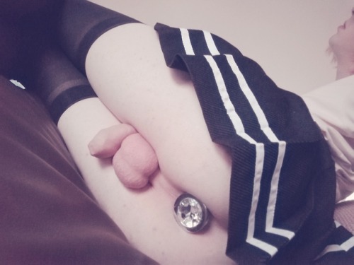 caprifemboy:im totally into skirts now having a blast this friday night  wanna support me? ko
