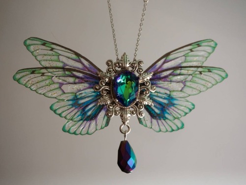 sosuperawesome:Fairy Wing Jewelry / CrownsAusgefuchst Art on Etsy