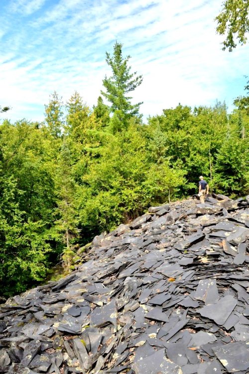 northcountryliving: Hiking with friends at the Arvon slate quarries #PureMichigan #Baraga_County #ge