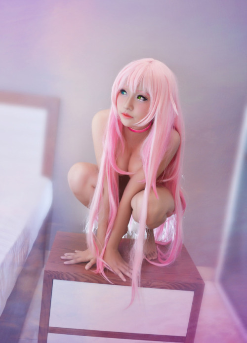 aoi-cosplay:Source: Eko