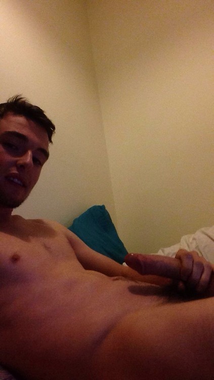 gayamateurclub:  Big dicked hottie! Like amateur guys?  Follow the Gay Amateur Club. http://gayamateurclub.tumblr.com/