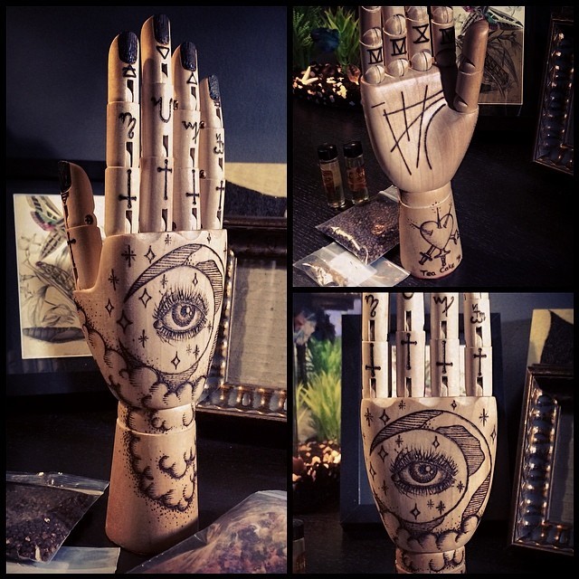 teacakery:  Here’s a few more views of the completed hand :) if any of you might