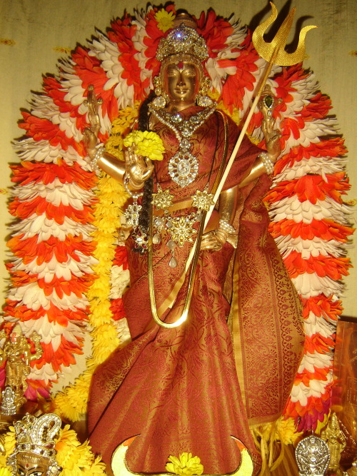 The Vishnu deity of my altar today as Durga, in commemoration to the Durga PujaA tradition of alanka