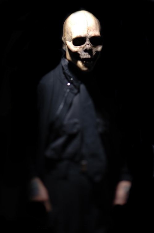 MASKED MEN