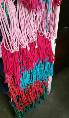 bdsmgeekshop:  Even more ropes got dyed! Christmas colors on their way to the shop!  Wants 🎀✨