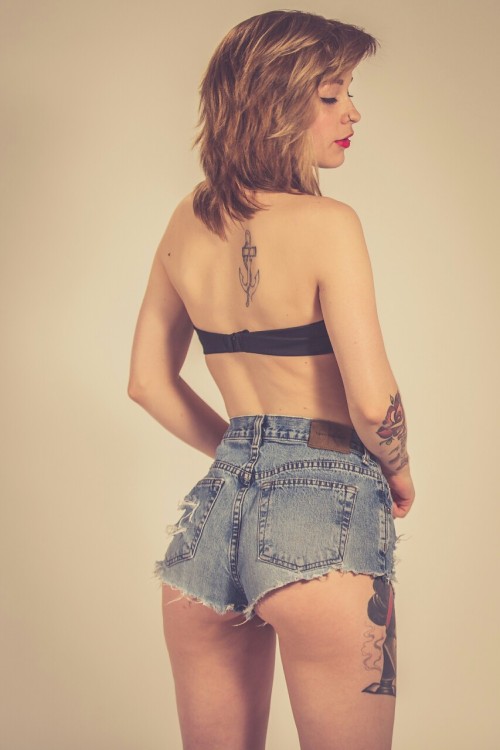 The only high waisted shorts I own. :P . . . . Photo by David McClymonds (@pixel.vision on Instagram