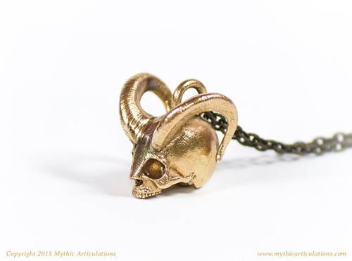 sosuperawesome:3D Printed Bronze Skull PendantsMythic Articulations on Etsy
