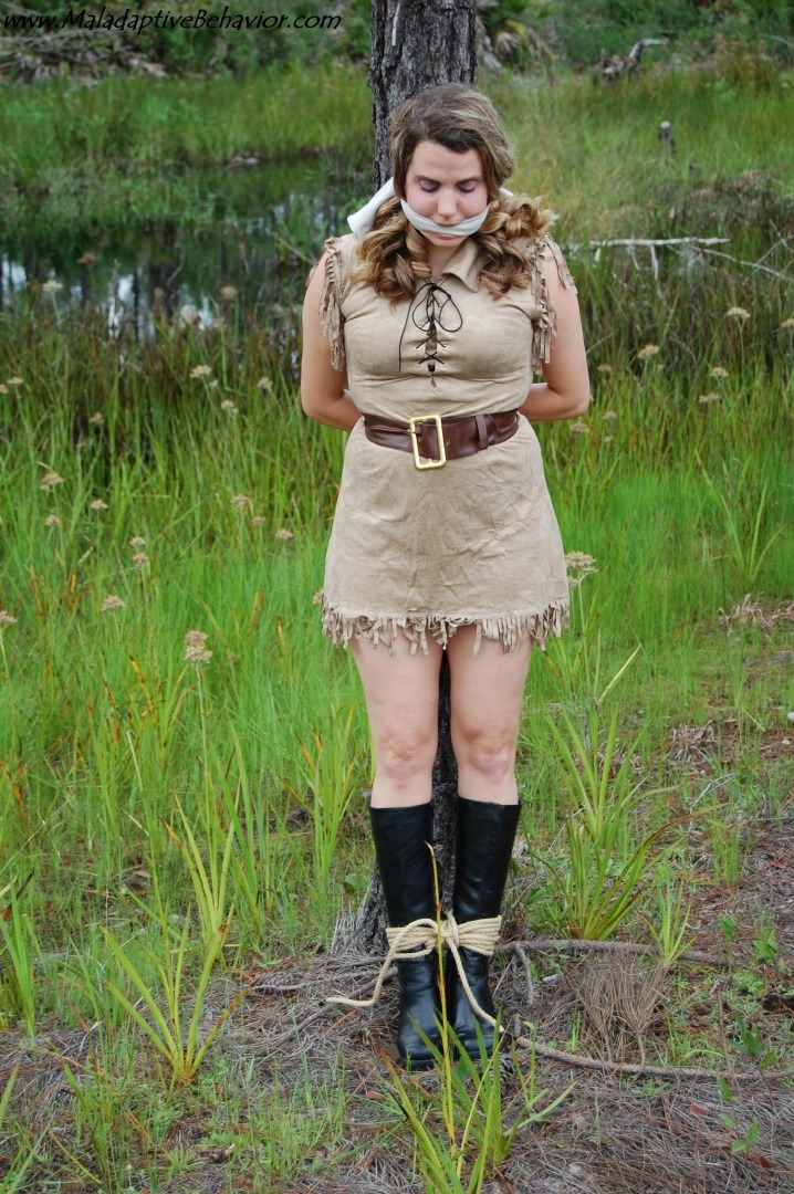 nowheretohide14:Another set from Jackie Bound. I love the outdoor woods scenes.